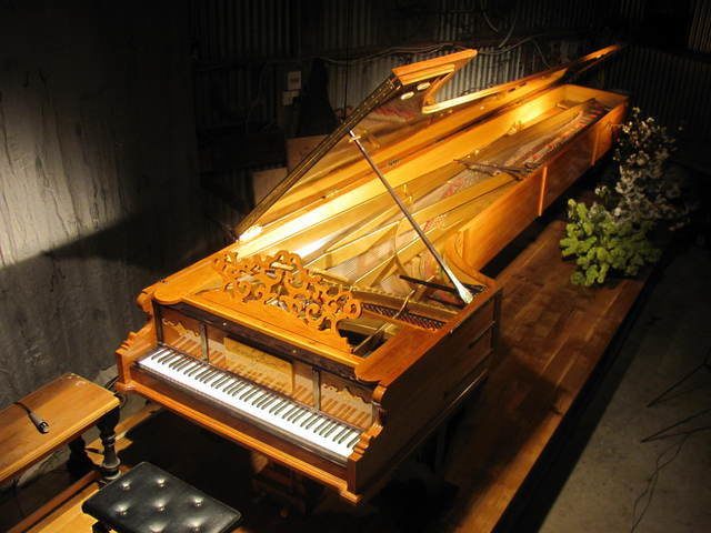 The Alexander Piano, longest piano in the world